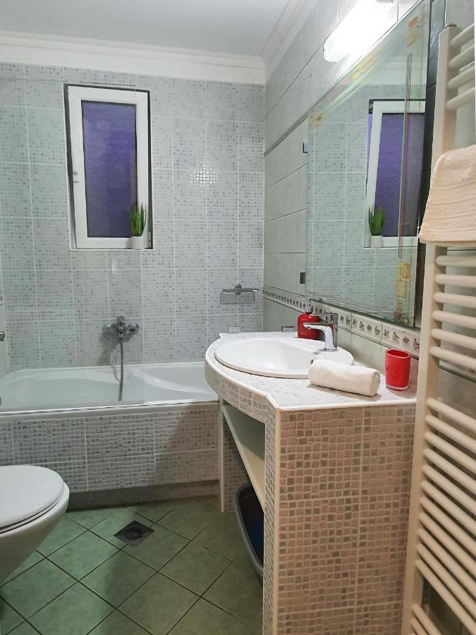 Villa Smeralda Sarande Luaran gambar