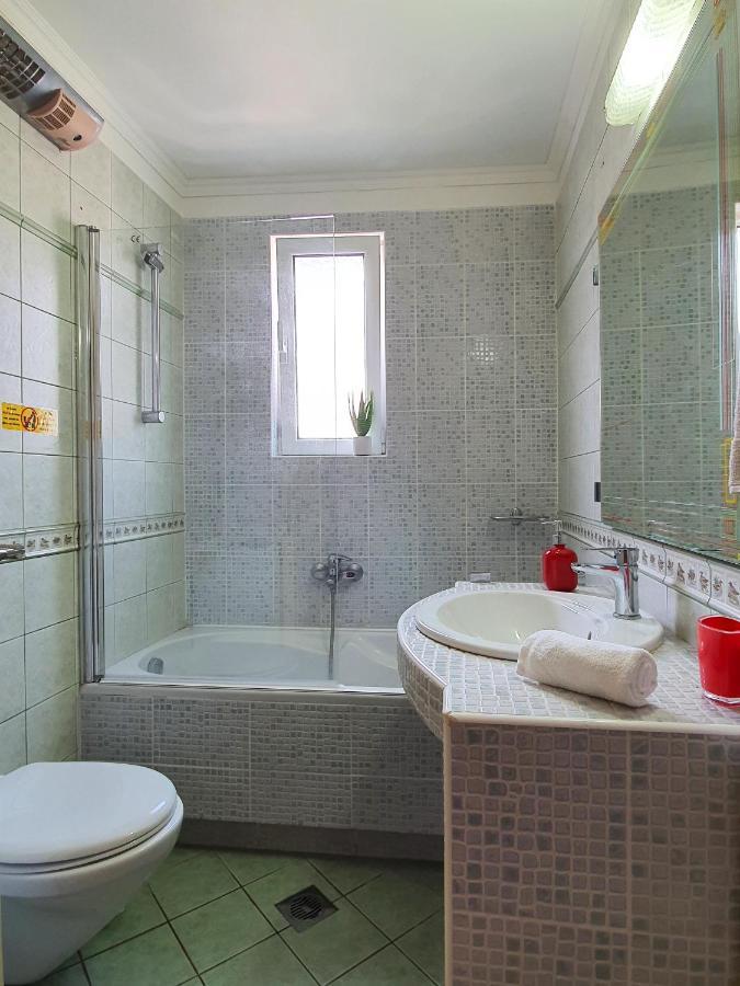 Villa Smeralda Sarande Luaran gambar