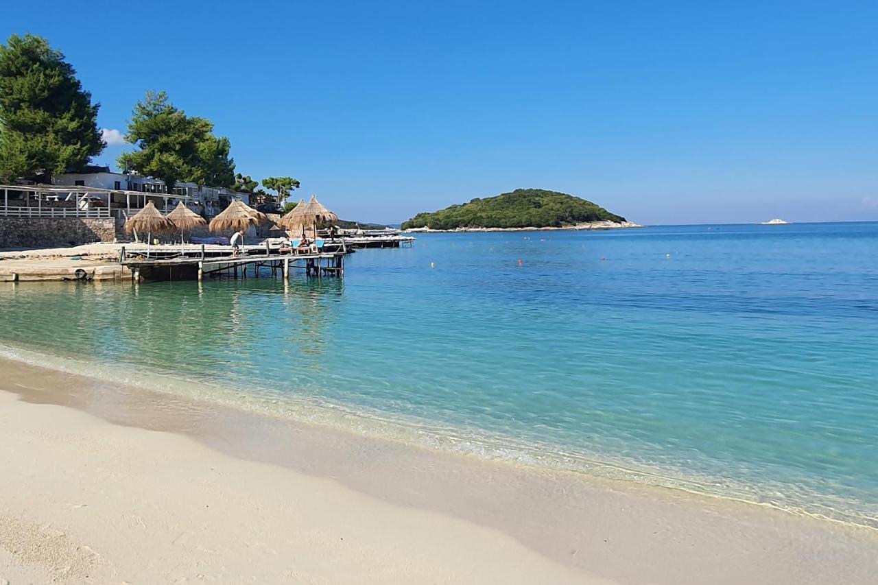 Villa Smeralda Sarande Luaran gambar